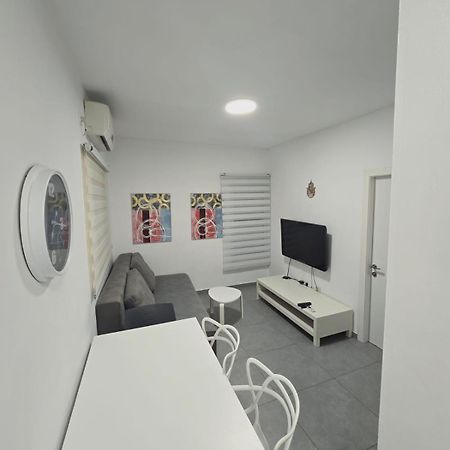 Gk Apartment Harmony บัตยัม ภายนอก รูปภาพ