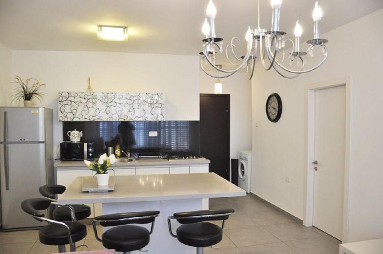 Gk Apartment Harmony บัตยัม ภายนอก รูปภาพ
