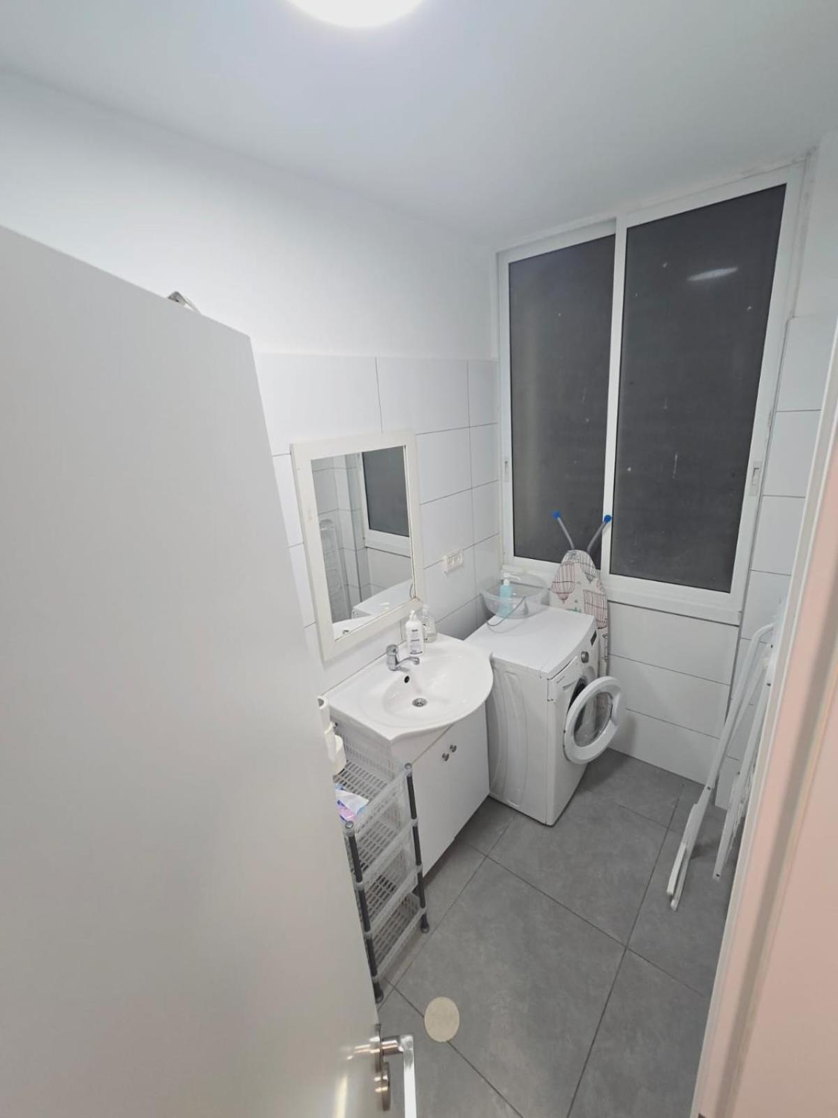 Gk Apartment Harmony บัตยัม ภายนอก รูปภาพ
