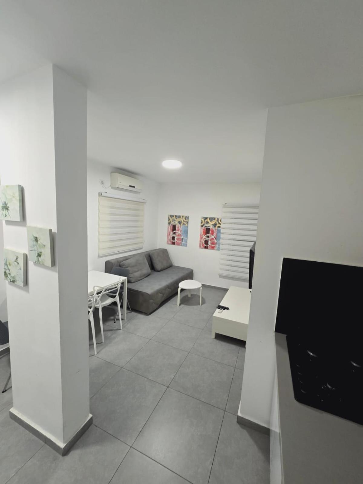 Gk Apartment Harmony บัตยัม ภายนอก รูปภาพ